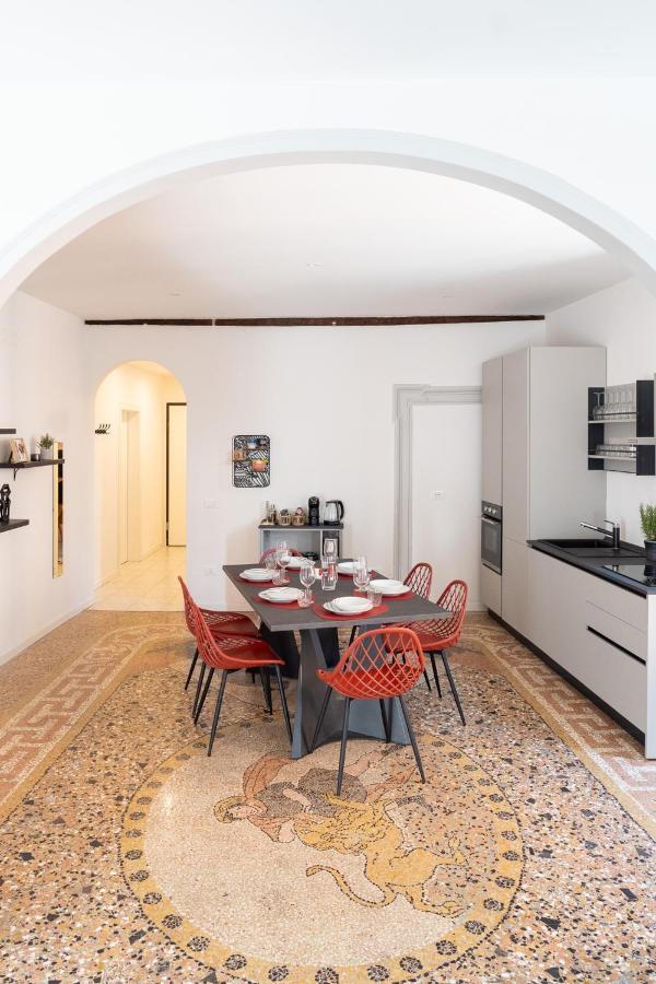 Suite Antico Seminario Verona Buitenkant foto